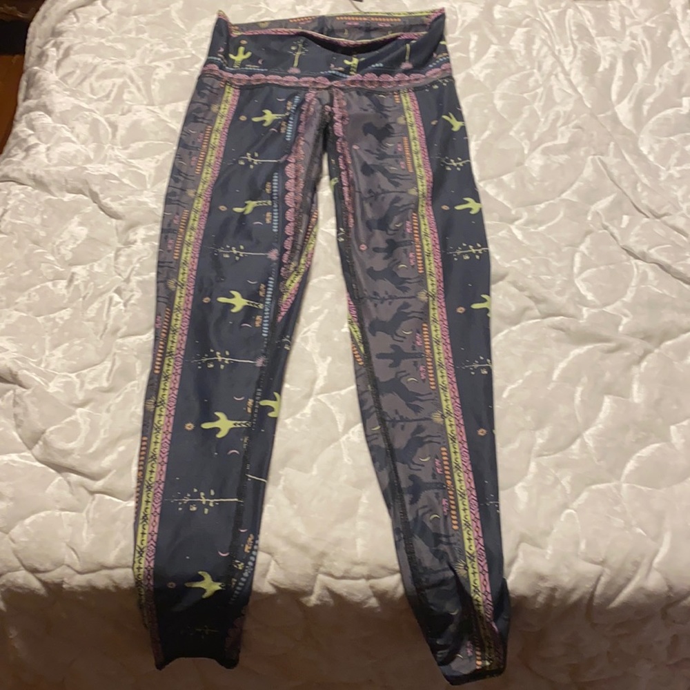 Teeki leggings